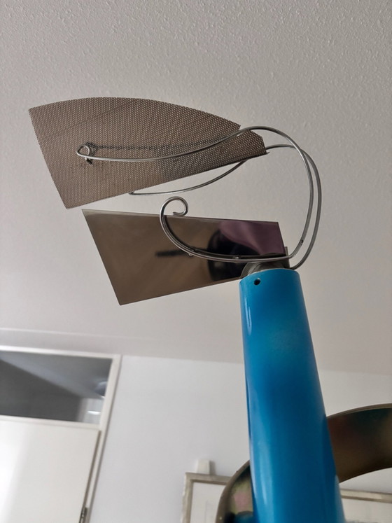 Skulpturaler Design-Kleiderständer zu verkaufen, Acerbis, Andere, Blau (Foto 4 von 5)