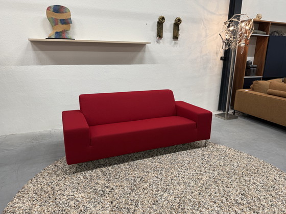 Image 1 of Gelderland 6511 2.5 Seater Sofa Vidar fabric Red 202