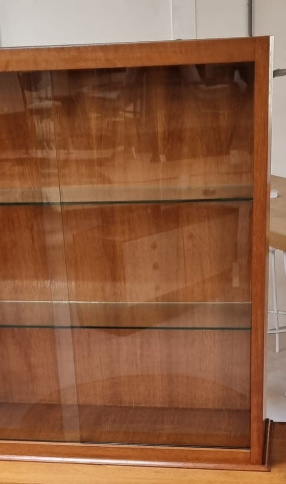 Image 1 of Vetrina di metà secolo