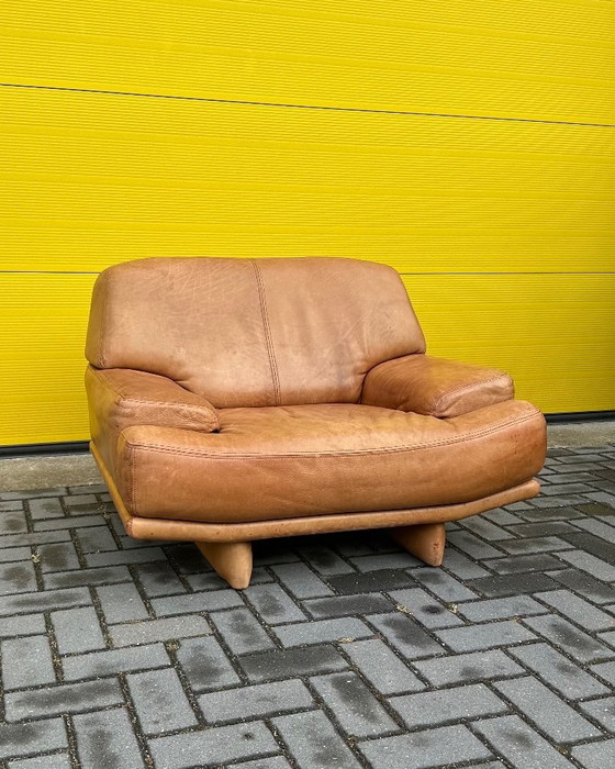 Image 1 of Fauteuil lounge vintage en cuir cognac