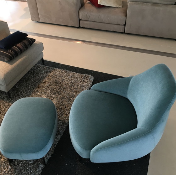 Image 1 of Poltrona Leolux Jill con pouf