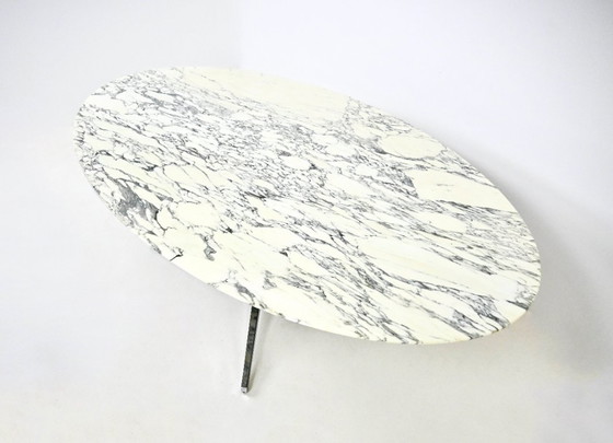 Ovaler Esstisch von Florence Knoll für Knoll, 1960er Jahre, Esstische, Marmor, Metall, Weiß (Foto 7 von 11)