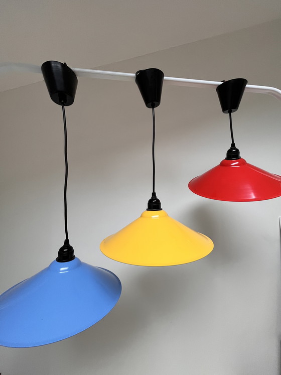 Image 1 of Set di 3 lampade a sospensione vintage IKEA Lyra T501 (anni '80) (blu, rossa e gialla)