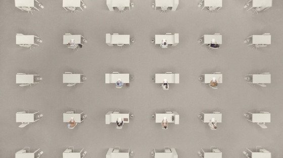 Image 1 of New Boring Clock in metal (Lensvelt / Beyond Space)