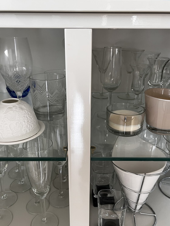 Image 1 of Precedente disposizione di pensili a muro in finitura lucida