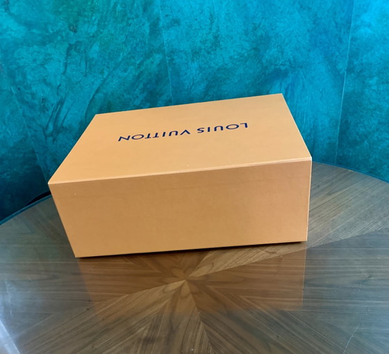 Scatola Louis Vuitton Molto Grande 51x42x19 – Oggetti decorativi, Paper, Other (photo 8 of 15)