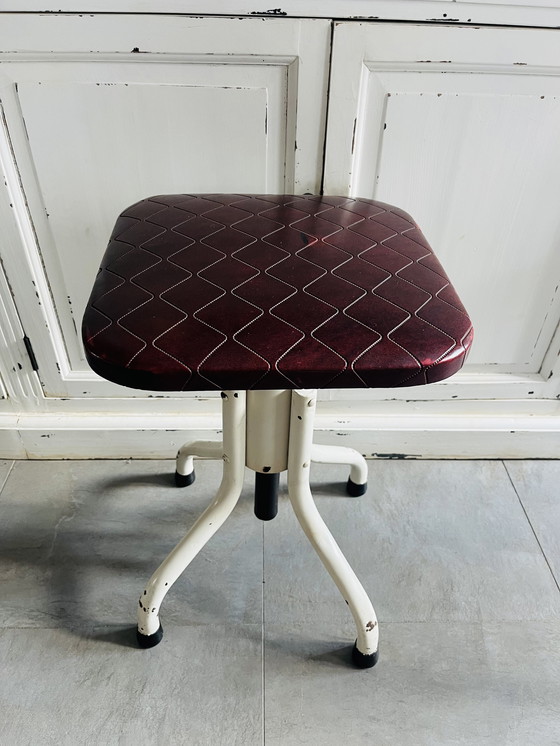 Image 1 of Taburete giratorio industrial/médico