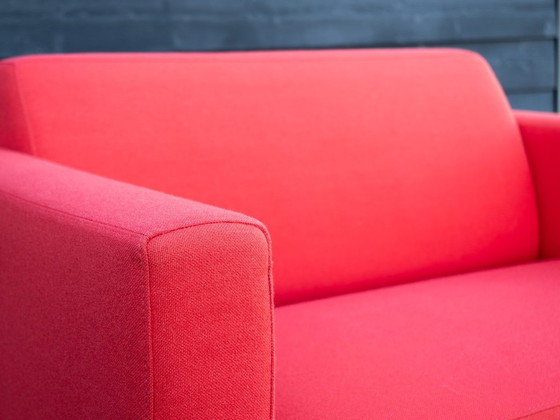 Image 1 of Artifort Mare | Loveseat design sofa red | René Holten