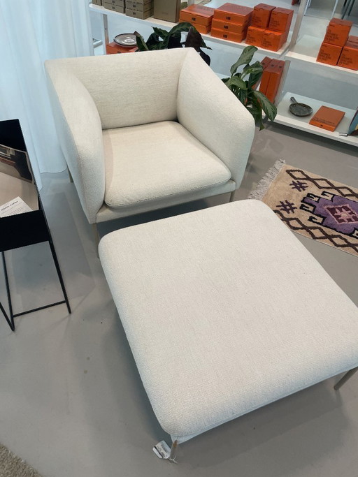 Ferm Living - Fauteuil individuel avec pouf (modèle d'exposition)