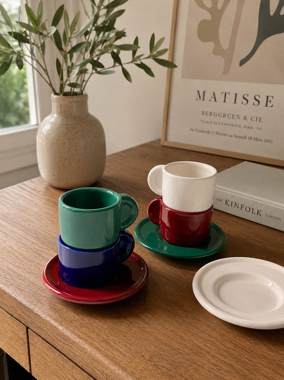 Image 1 of Ensemble de 4 tasses à café vintage en céramique fabriquées en Italie