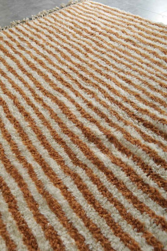 Image 1 of Tappeto marocchino a righe, minimalista, color ruggine, arancione e beige - 3x2 metri