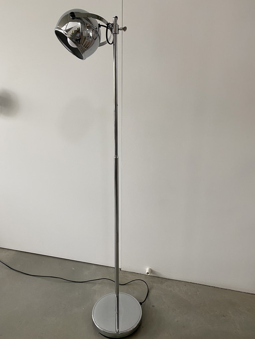 Leitmotiv lampadaire chromé