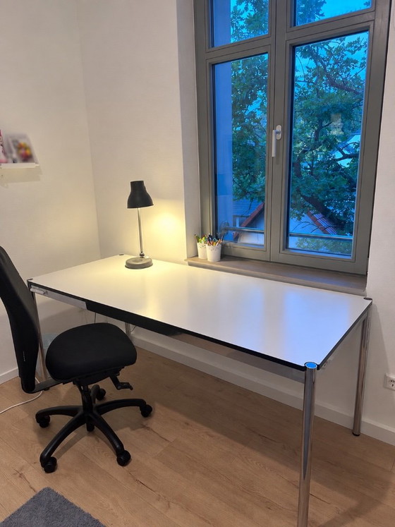 USM Haller Bureau blanc, Bureaux, Bois (photo 3 sur 5)