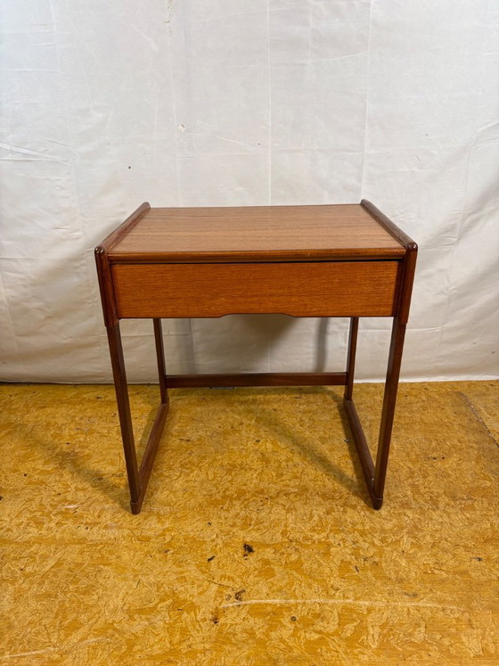 Image 1 of Vintage G Plan Teak Side Table / Lamp Table – Mid Century Modern – 1960s  Bring timeless British mid-century design into your ho
