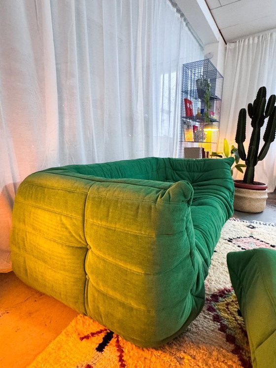 Image 1 of Divanetto + pouf TOGO Ligne Roset