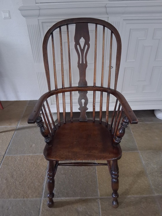 Image 1 of 6 windsorstoelen