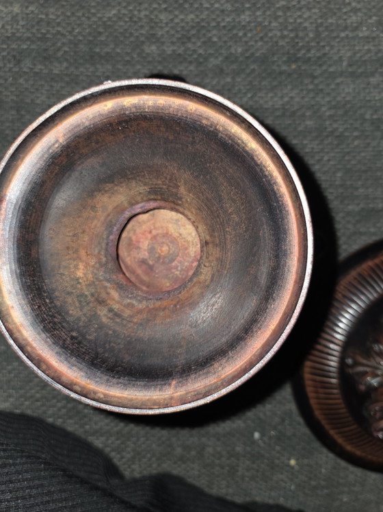 Antieke Koperen Dekselpot / Bonbonnière Met Leeuwenkoppen – Empire Stijl, Ca. 1900 – Decoratieve objecten (photo 4 of 5)