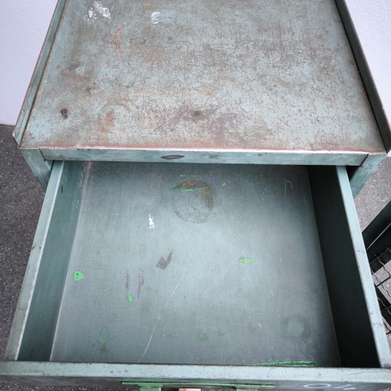 Image 1 of Workshop furniture
