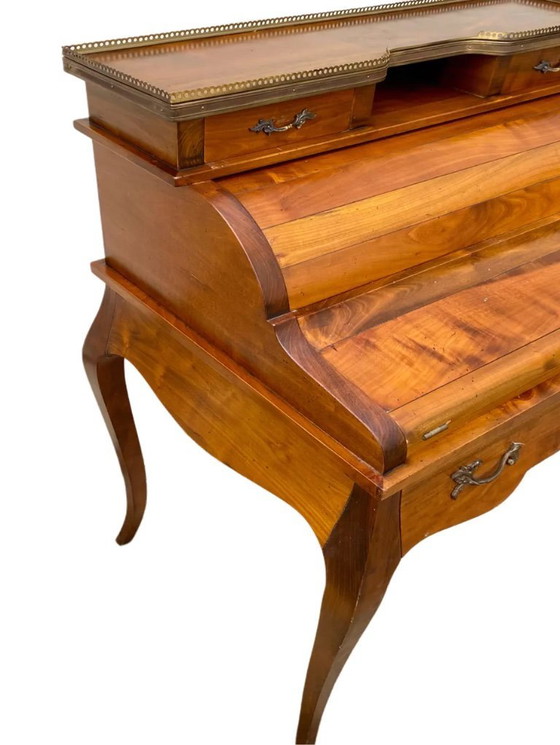 Image 1 of Scrivania a cilindro in stile Luigi XV, 6 cassetti