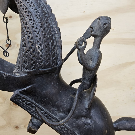 Image 1 of Groot Bronzen beeld Afrikaanse krijger op paard (Dogon stam) 