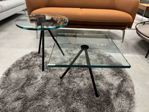 2 Beek Maupertuus Set di tavolini in vetro nero 50cm