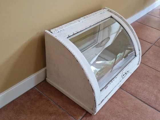 Image 1 of Vitrine verrouillable