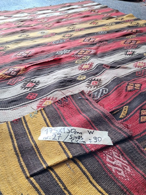 Kilim turco tessuto a mano 175x150 cm