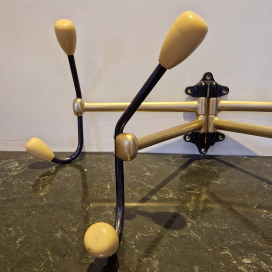 Image 1 of Appendiabiti vintage anni '50 dorato