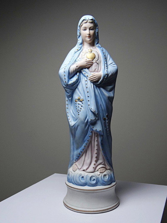 Image 1 of Grande sujet Sainte Vierge au Sacré Coeur en biscuit polychrome ancienne