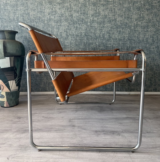 Image 1 of Vintage Wassily stoel – Cognacbruin leer – Fasem