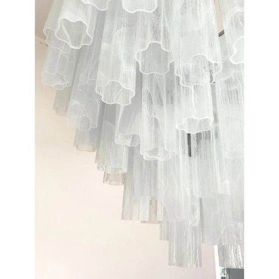 Image 1 of Luxe, grote Venetiaanse kroonluchter van wit alabastro Murano glas (Tronchi) van Simoeng