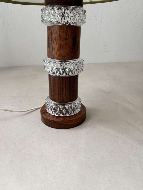 Image 1 of Lampe de table vintage en bois de rose cristal verre 1960s Fagerlund