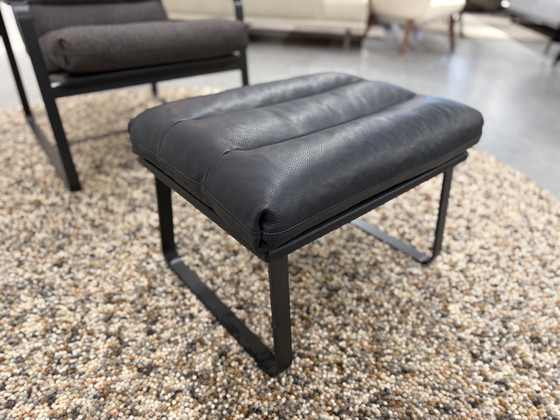 Image 1 of Leolux Indra Sessel mit Fußhocker Blauer Lederstoff