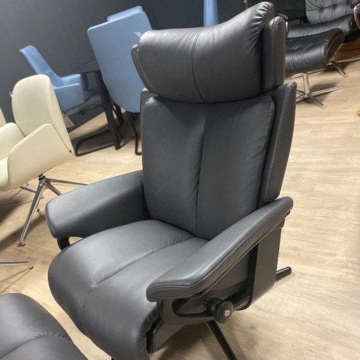 Stressless Magic Relaxsessel – Größe M – mit Fußhocker