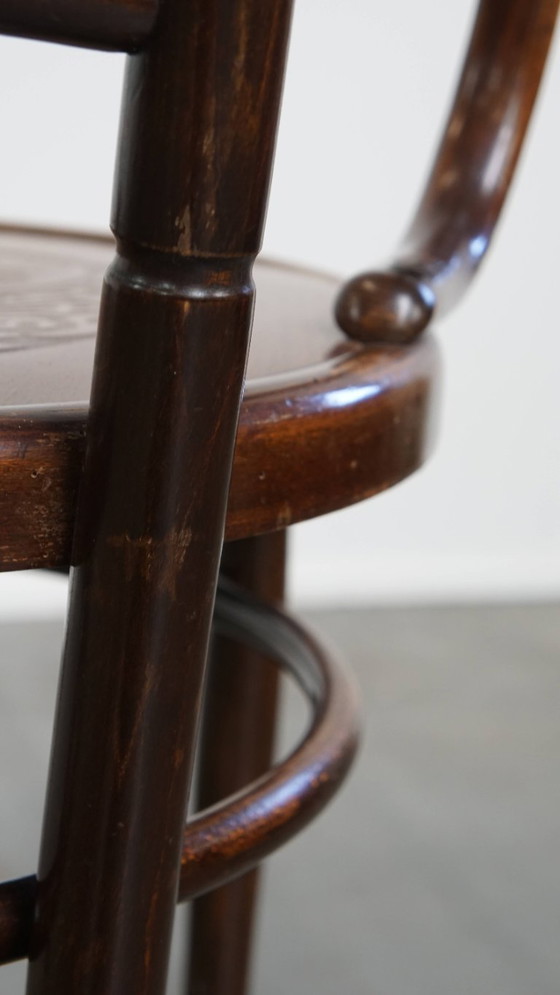 Image 1 of Silla antigua de diseño de madera de Mundus para Thonet con reposabrazos