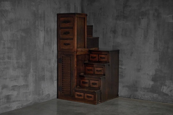Image 1 of Kaidan Tansu Japanse trapkist, Japan, 19e eeuw