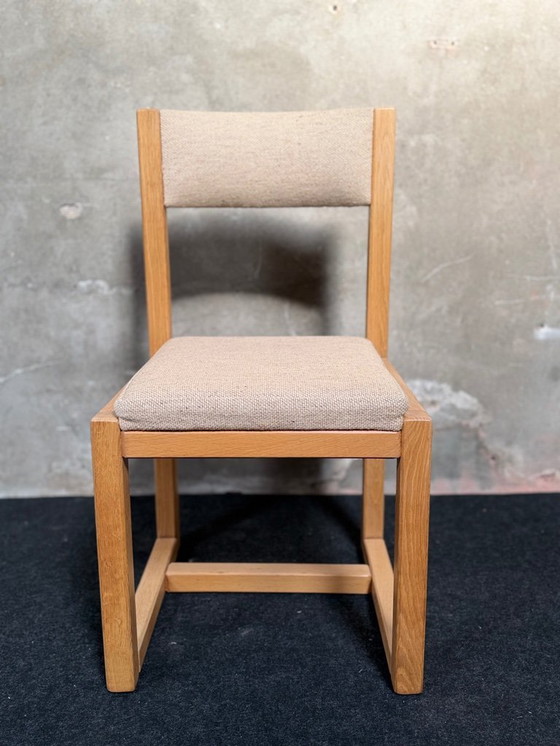 Image 1 of 6 chaises de salle à manger vintage en chêne massif avec assises beiges