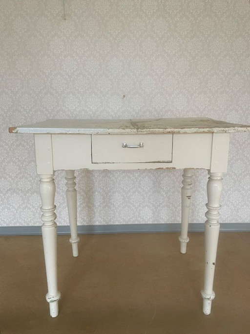 Incantevole tavolo antico vintage