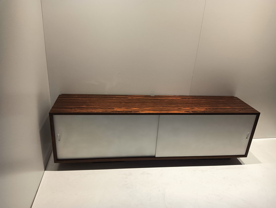 Image 1 of Cadovius-Schrank auf Metallsockel