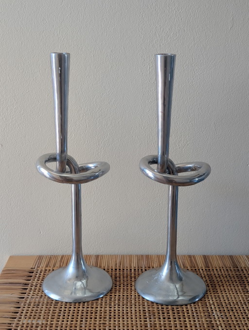 Set di portacandele in alluminio stile brutalista anni '70, modello Large Knot, di produzione italiana.