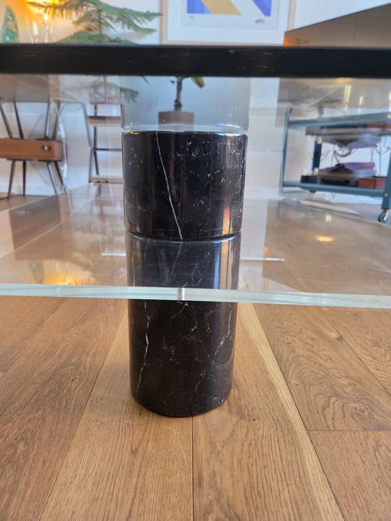 Image 1 of Table basse vintage en verre et marbre