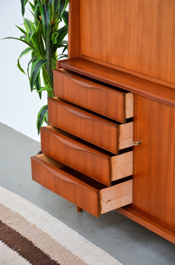 Image 1 of Vintage teakhouten secretair/dressoir/ladekast uit het midden van de vorige eeuw