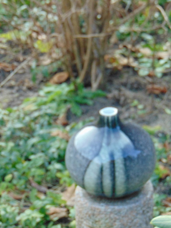 Image 1 of Vase in Grautönen