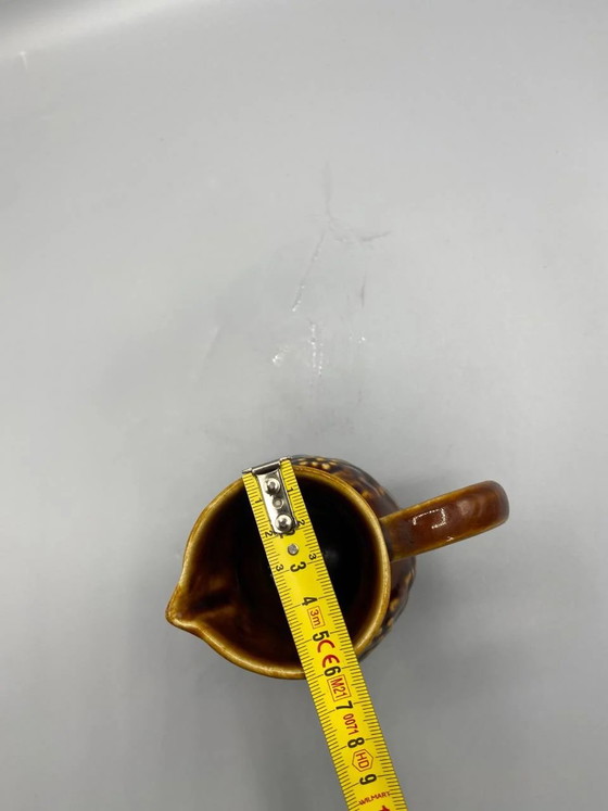 Small vintage glazed stoneware pitcher – Embossed vine design – Circa – Crockery, Rustic (photo 7 of 7)