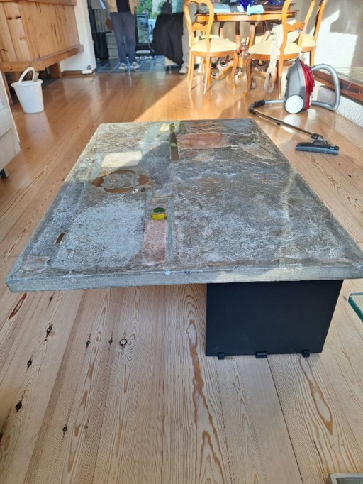 Paul Kingma coffee table