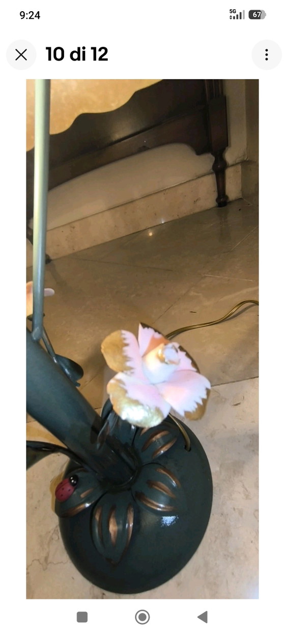 Vintage Fe Lamp Hand-Wrought by Master Blacksmith H. 38 cm and Porcelain Flowers Cap – Table lamps, Glass (photo 5 of 11)