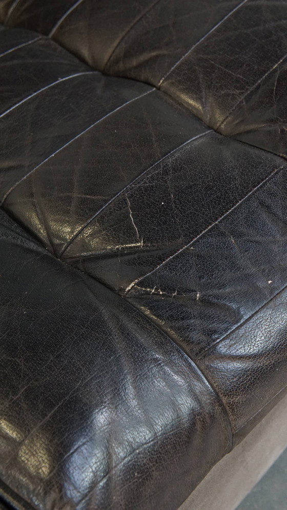 Image 1 of Graues Vintage Leder Elemente Design Sofa 2 Elemente + Hocker