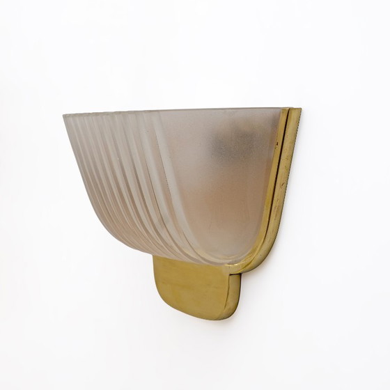 Image 1 of Een paar art-deco wandlampen van Muranoglas, toegeschreven aan Archimede Seguso, jaren 1940.