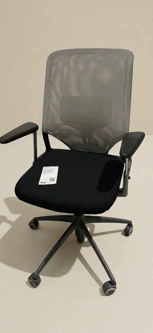 Vitra Meda Chair – Design Office Chair