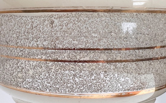 Lampada da soffitto beige e color oro, anni '60 – Lampade a sospensione, Glass, Vintage (photo 4 of 6)